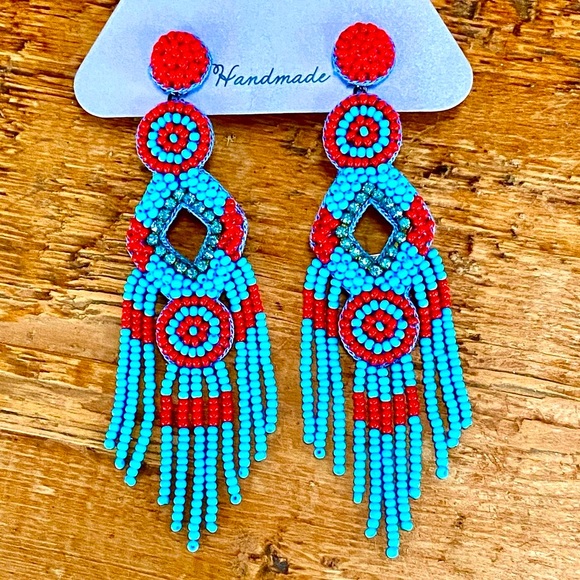 Deepa Gurnani Jewelry - 🌺🎉HP🎉🌺 NWT Deepa Gurnani Beaded Chandeliers